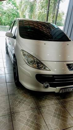 PEUGEOT 307 2.0 PRESENCE PACK SEDAN 16V FLEX 4P AUTOMÁTICO PEUGEOT 307 2.0 PRESENCE PACK SEDAN 16V FLEX 4P AUTOMÁTICO